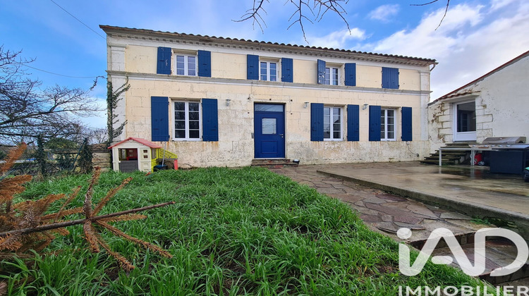 Ma-Cabane - Vente Maison Saint-Savinien, 150 m²