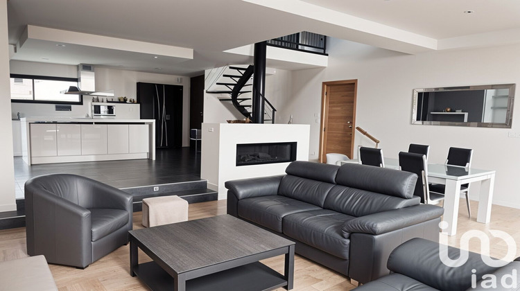 Ma-Cabane - Vente Maison Saint-Sébastien-sur-Loire, 143 m²