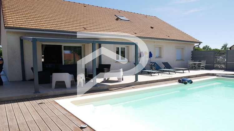 Ma-Cabane - Vente Maison SAINT-SERNIN-DU-BOIS, 163 m²