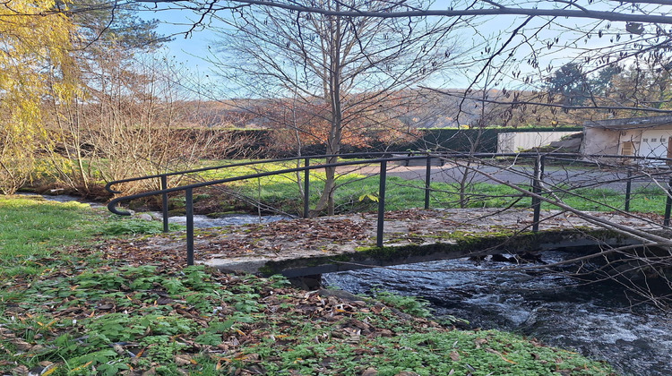 Ma-Cabane - Vente Maison Saint-Sernin-du-Bois, 233 m²