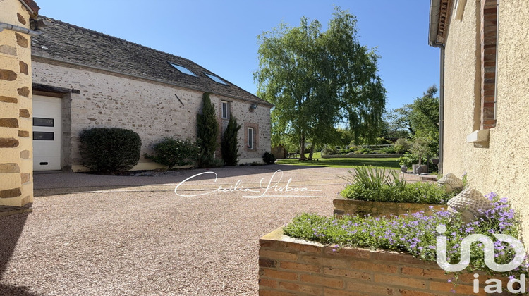 Ma-Cabane - Vente Maison Saint-Sérotin, 527 m²