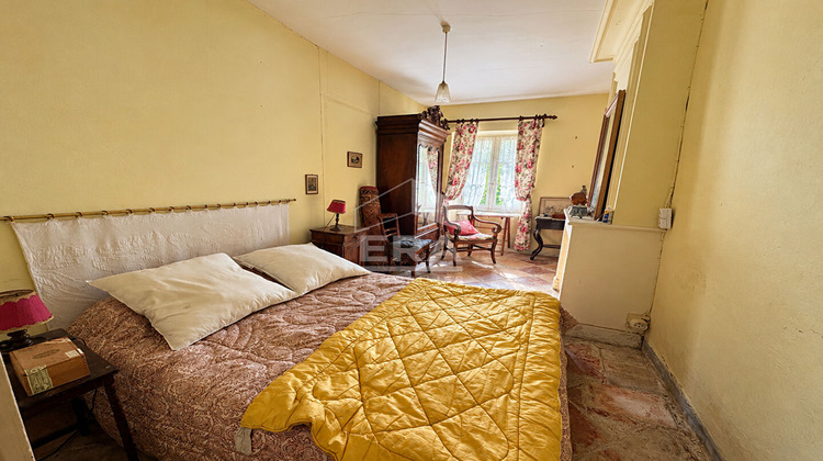 Ma-Cabane - Vente Maison SAINT-SEURIN-DE-BOURG, 215 m²