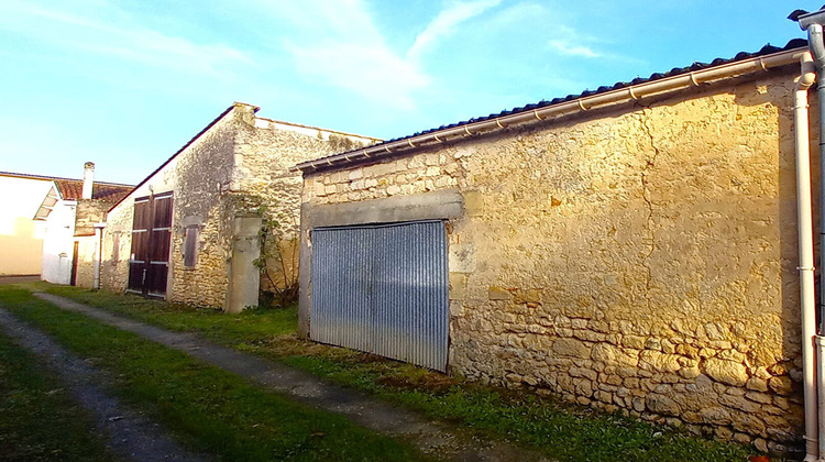 Ma-Cabane - Vente Maison SAINT-SEURIN-DE-CADOURNE, 60 m²