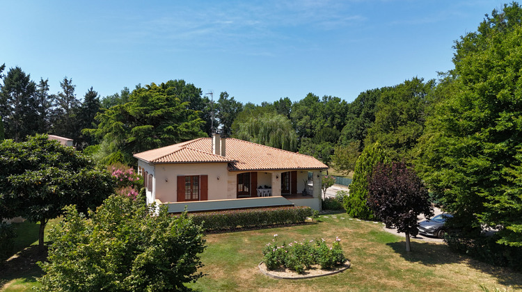 Ma-Cabane - Vente Maison SAINT-SEURIN-DE-PRATS, 300 m²