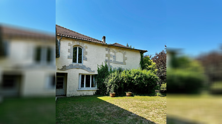 Ma-Cabane - Vente Maison Saint-Seurin-de-Prats, 430 m²