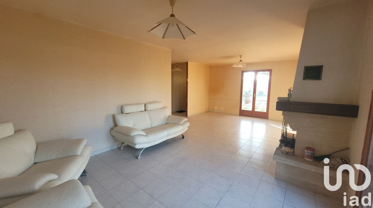 Ma-Cabane - Vente Maison Saint-Seurin-sur-l'Isle, 97 m²