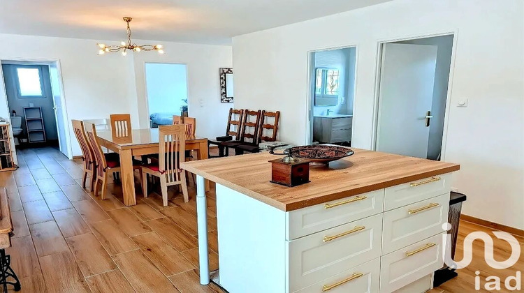 Ma-Cabane - Vente Maison Saint-Seurin-sur-l'Isle, 109 m²