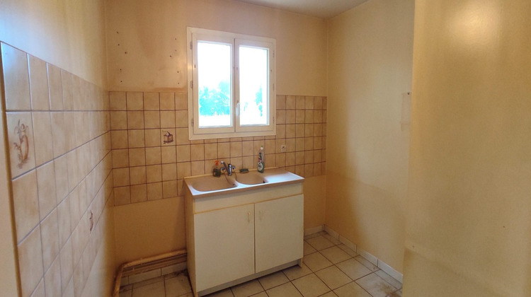 Ma-Cabane - Vente Maison Saint-Sever-de-Saintonge, 91 m²
