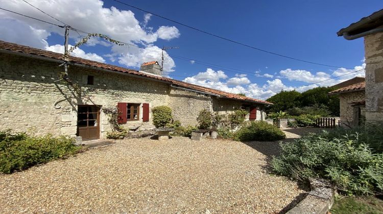 Ma-Cabane - Vente Maison SAINT SEVERIN, 245 m²