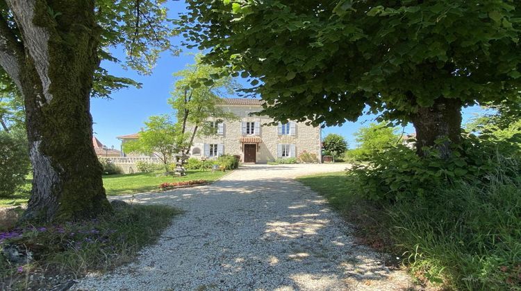 Ma-Cabane - Vente Maison SAINT SEVERIN, 276 m²