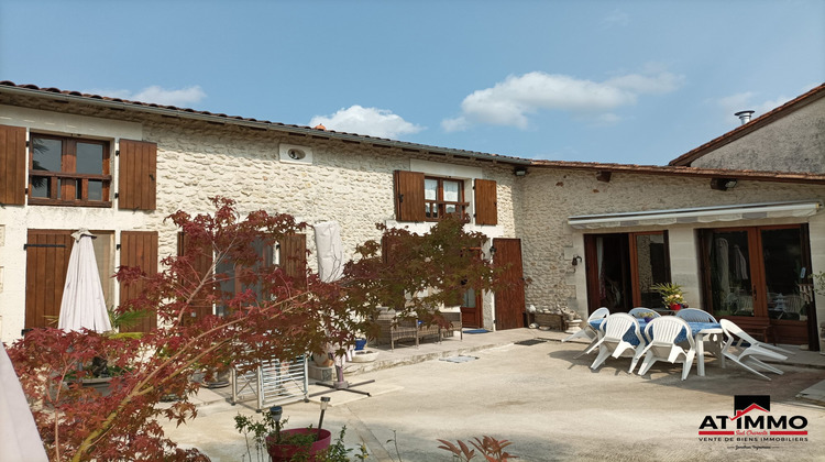 Ma-Cabane - Vente Maison Saint-Séverin, 188 m²