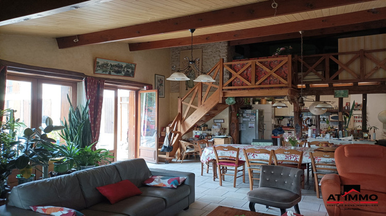 Ma-Cabane - Vente Maison Saint-Séverin, 188 m²