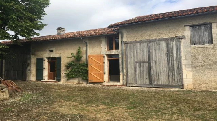 Ma-Cabane - Vente Maison Saint-Séverin, 142 m²