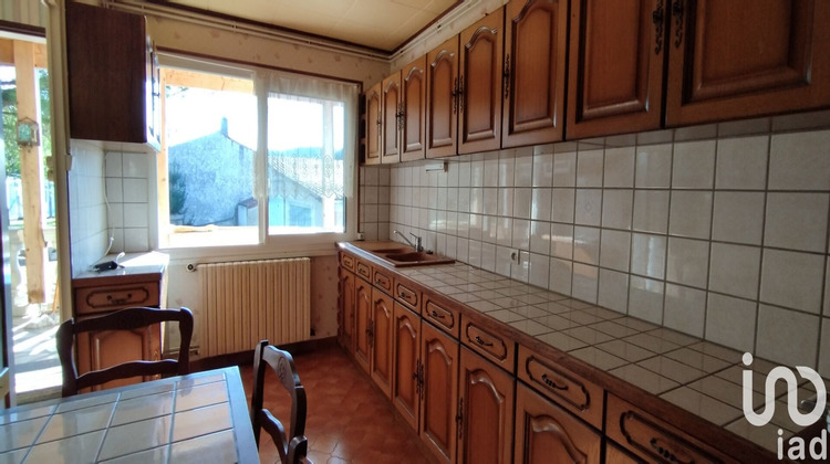 Ma-Cabane - Vente Maison Saint-Séverin-sur-Boutonne, 159 m²