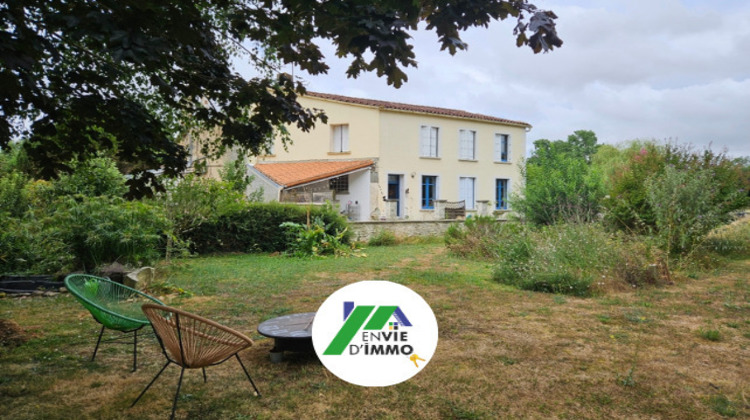 Ma-Cabane - Vente Maison Saint-Sigismond, 245 m²