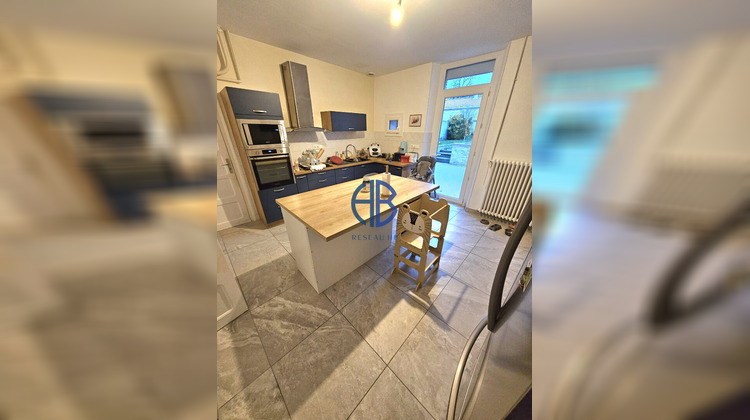 Ma-Cabane - Vente Maison SAINT-SIMEON-DE-BRESSIEUX, 125 m²