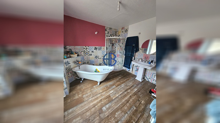 Ma-Cabane - Vente Maison SAINT-SIMEON-DE-BRESSIEUX, 125 m²