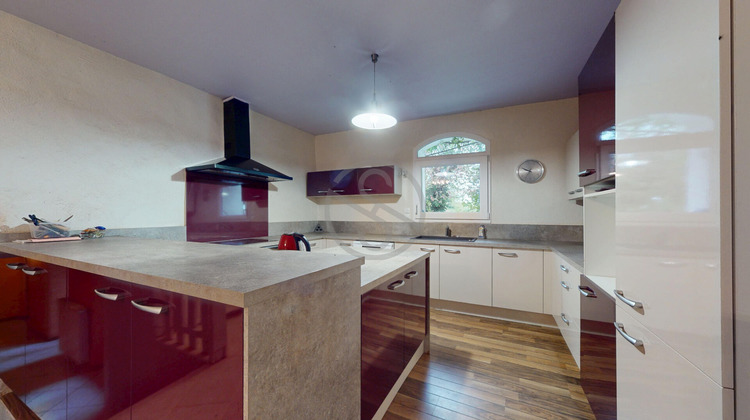 Ma-Cabane - Vente Maison SAINT-SIMEON-DE-BRESSIEUX, 250 m²