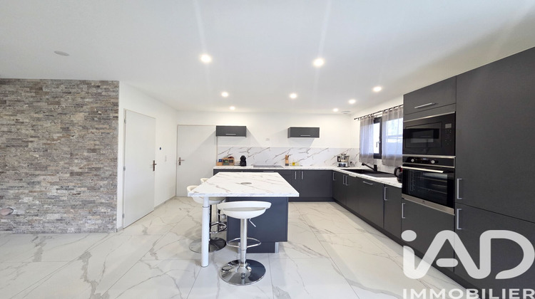 Ma-Cabane - Vente Maison Saint-Siméon-de-Bressieux, 90 m²