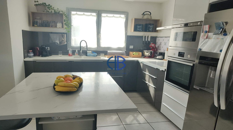 Ma-Cabane - Vente Maison SAINT-SIMEON-DE-BRESSIEUX, 100 m²