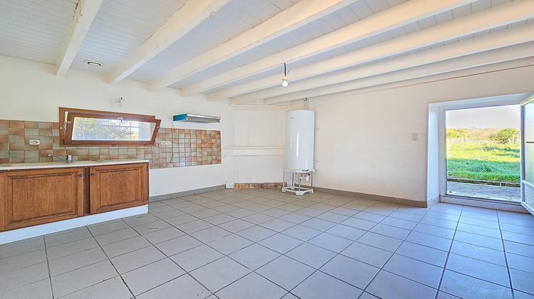 Ma-Cabane - Vente Maison Saint-Simon-de-Pellouaille, 75 m²