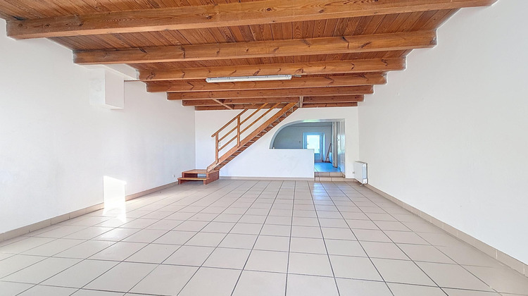 Ma-Cabane - Vente Maison Saint-Simon-de-Pellouaille, 75 m²