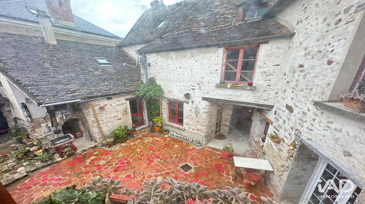 Ma-Cabane - Vente Maison Saint-Sulpice-de-Favières, 200 m²