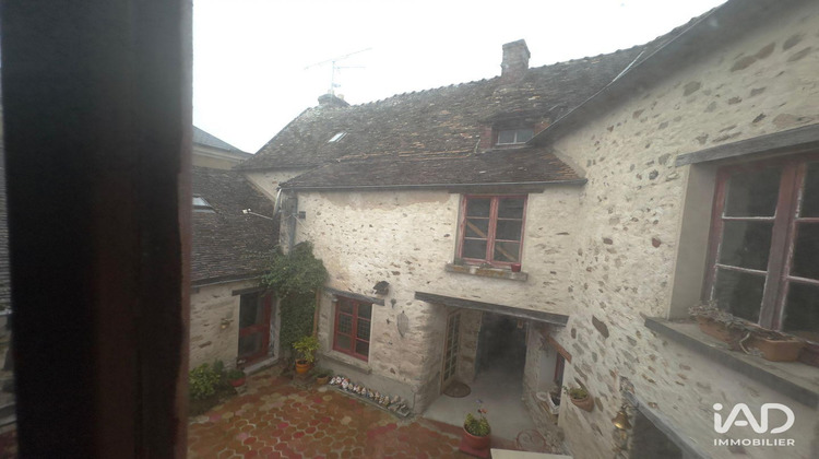 Ma-Cabane - Vente Maison Saint-Sulpice-de-Favières, 200 m²