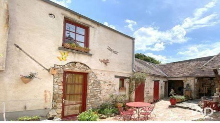 Ma-Cabane - Vente Maison Saint-Sulpice-de-Favières, 200 m²