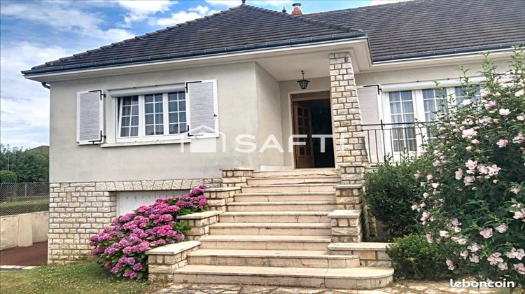 Ma-Cabane - Vente Maison Saint-Sulpice-de-Pommeray, 210 m²