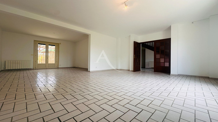 Ma-Cabane - Vente Maison SAINT-SULPICE-DE-POMMERAY, 120 m²