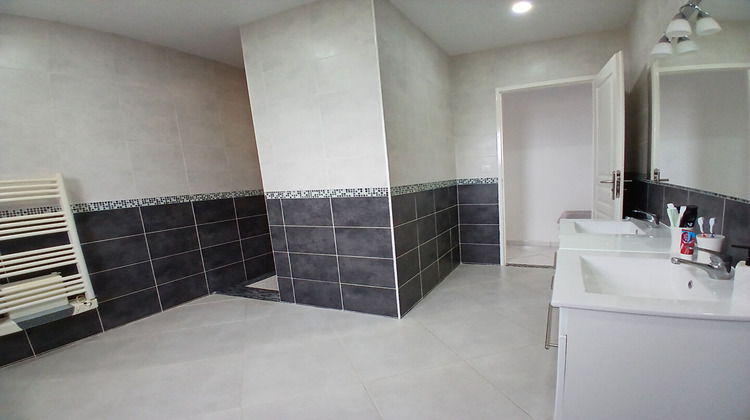 Ma-Cabane - Vente Maison SAINT-SULPICE-DE-ROYAN, 111 m²