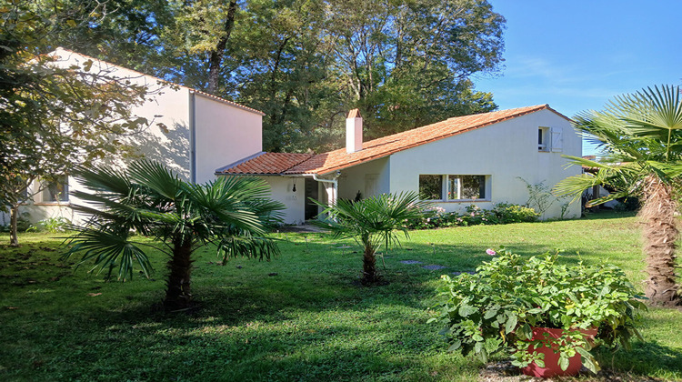 Ma-Cabane - Vente Maison SAINT-SULPICE-DE-ROYAN, 185 m²