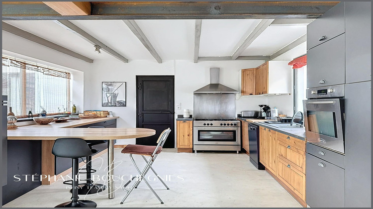 Ma-Cabane - Vente Maison Saint-Sulpice-de-Royan, 176 m²