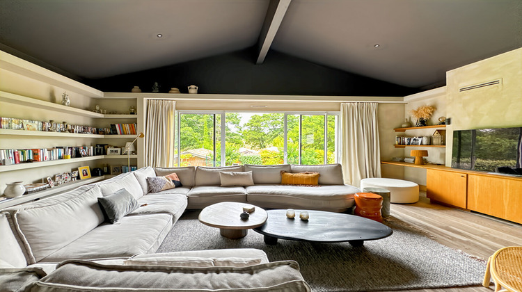 Ma-Cabane - Vente Maison SAINT-SULPICE-ET-CAMEYRAC, 295 m²