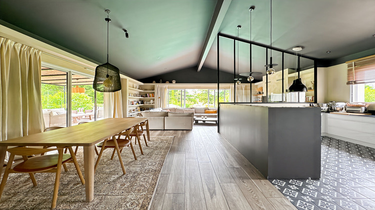 Ma-Cabane - Vente Maison SAINT-SULPICE-ET-CAMEYRAC, 295 m²