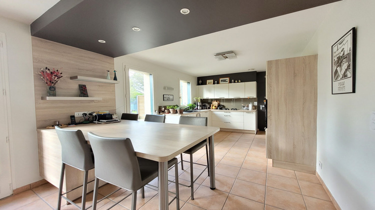 Ma-Cabane - Vente Maison SAINT-SULPICE-LA-FORET, 141 m²