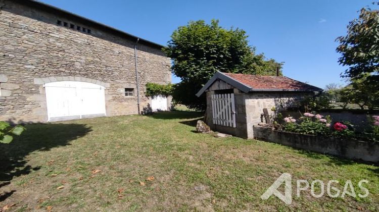 Ma-Cabane - Vente Maison SAINT-SULPICE-LES-CHAMPS, 136 m²