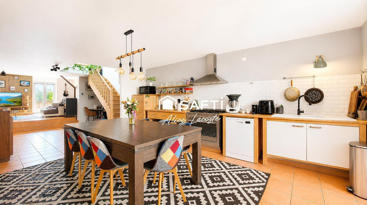 Ma-Cabane - Vente Maison Saint-Sulpice-sur-Leze, 173 m²