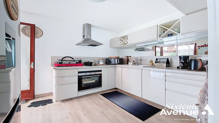 Ma-Cabane - Vente Maison SAINT-SYMPHORIEN-D'OZON, 125 m²