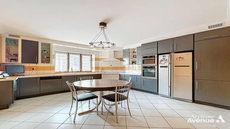 Ma-Cabane - Vente Maison SAINT-SYMPHORIEN-D'OZON, 307 m²