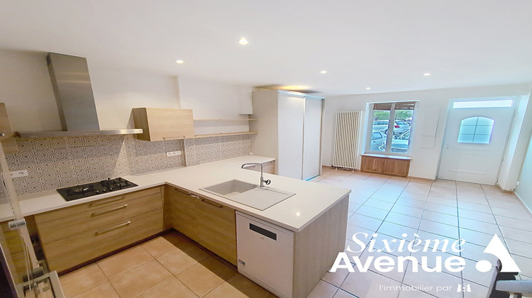 Ma-Cabane - Vente Maison SAINT-SYMPHORIEN-D'OZON, 85 m²