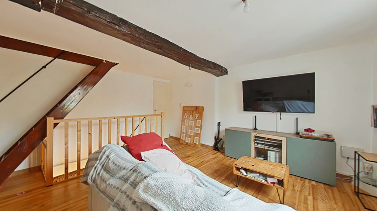 Ma-Cabane - Vente Maison SAINT-SYMPHORIEN-D'OZON, 90 m²