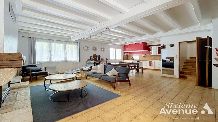Ma-Cabane - Vente Maison SAINT-SYMPHORIEN-D'OZON, 140 m²