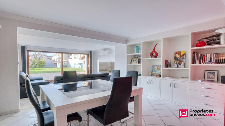 Ma-Cabane - Vente Maison SAINT SYMPHORIEN D OZON, 274 m²