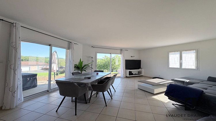 Ma-Cabane - Vente Maison SAINT-SYMPHORIEN-DE-LAY, 120 m²