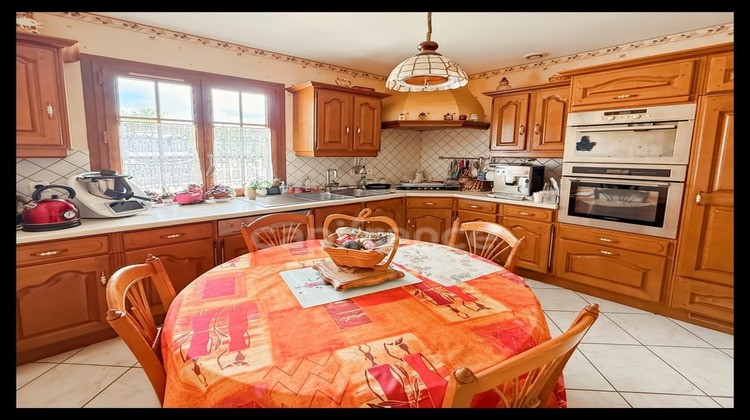 Ma-Cabane - Vente Maison SAINT SYMPHORIEN DE MARMAGNE, 115 m²