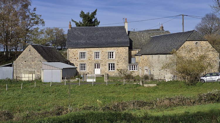 Ma-Cabane - Vente Maison SAINT-SYMPHORIEN-DE-THENIERES, 200 m²
