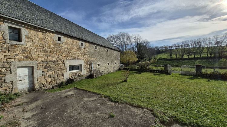 Ma-Cabane - Vente Maison SAINT-SYMPHORIEN-DE-THENIERES, 200 m²