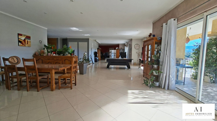 Ma-Cabane - Vente Maison Saint-Symphorien-sous-Chomérac, 257 m²